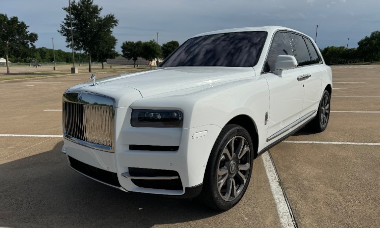 2024 Rolls-Royce Cullinan -'s photo