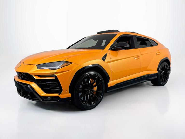 2022 Lamborghini Urus Pearl Capsule
